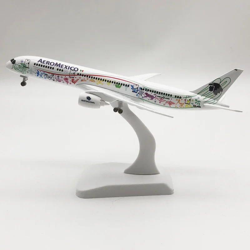 Display 20CM Scale Aeromexico 787 B787 Aircraft ABS Plastic Assebmly Airplane Model Toys Adult Fans Collectible Souvenir
Display 20CM Scale Aeromexico 787 B787 Aircraft ABS Plastic Assebmly Airplane Model Toys Adult Fans Collectible Souvenir