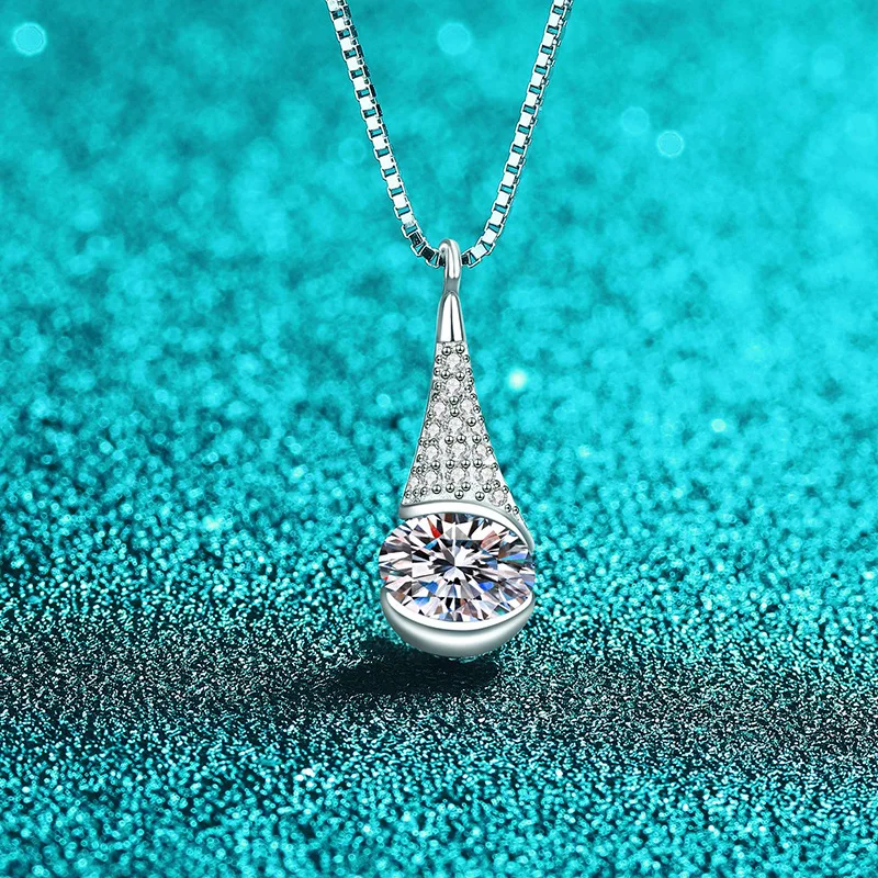 Luxury Platinum Pt950 Necklace Oval 1CT Moissanite Water Droplet Pendant for Women Diamond Box Chain Wedding Fine Jewelry
Luxury Platinum Pt950 Necklace Oval 1CT Moissanite Water Droplet Pendant for Women Diamond Box Chain Wedding Fine Jewelry