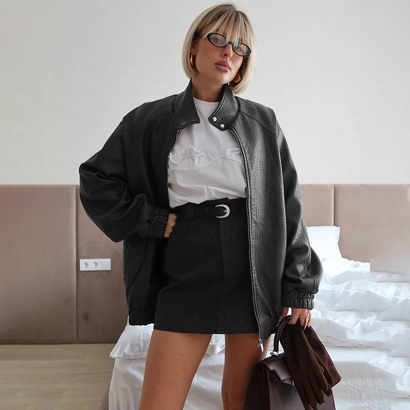 Tornova Loose PU Leather Jacket Coat Women's Standing Collar Solid Splicing Long Sleeves Zipper Coat Autumn High Street Clothing
Tornova Loose PU Leather Jacket Coat Women's Standing Collar Solid Splicing Long Sleeves Zipper Coat Autumn High Street Clothing