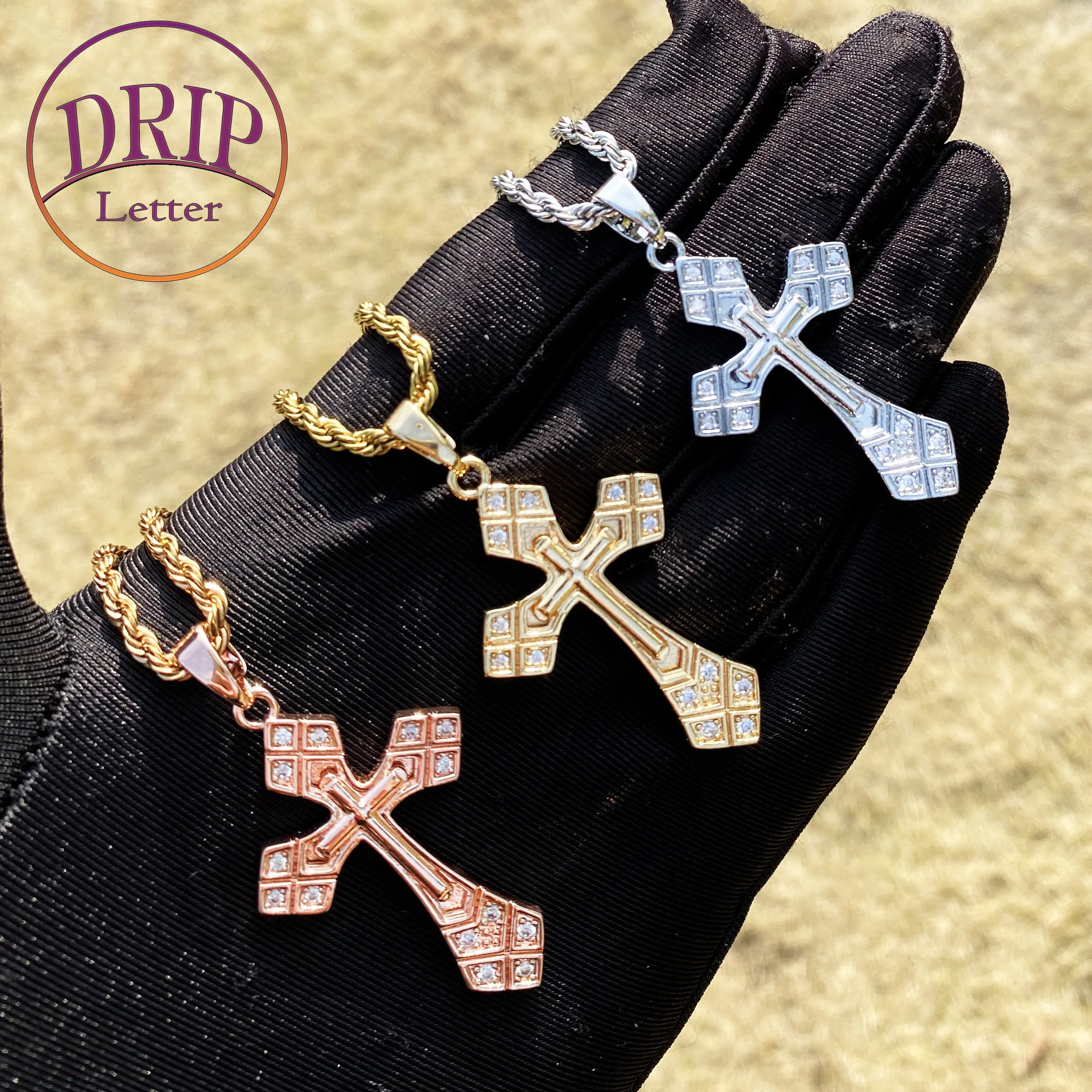 Drip Letter Arrow Cross Necklace Pendant for Women Prong Setting Cubic Zirconia Hip Hop Jewelry
Drip Letter Arrow Cross Necklace Pendant for Women Prong Setting Cubic Zirconia Hip Hop Jewelry