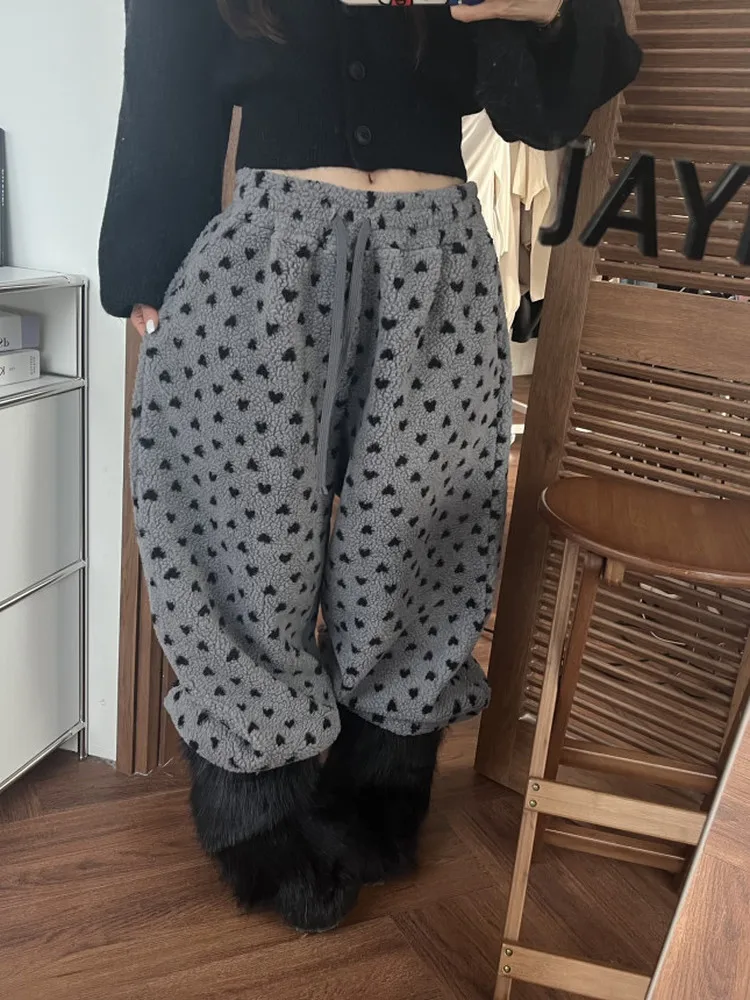 Женские повседневные брюки с сердечками, свободные, на резинке, с широкими штанинами, на шнурке, осенне-зимние, для похудения, в стиле кэжуал
Женские повседневные брюки с сердечками, свободные, на резинке, с широкими штанинами, на шнурке, осенне-зимние, для похудения, в стиле кэжуал