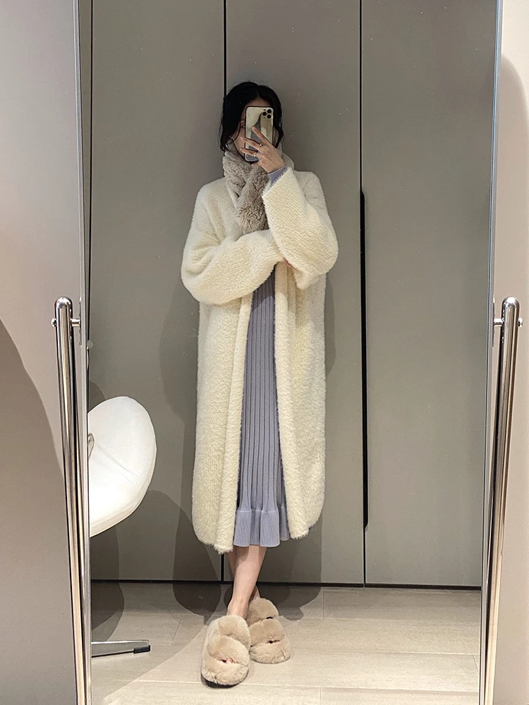 Blue Mo Women's Soft Long Knitted Sweater over Knee Length V-Ne Open Cardigan Comfortable Mid-Length Autumn Winter Coat
Blue Mo Women's Soft Long Knitted Sweater over Knee Length V-Ne Open Cardigan Comfortable Mid-Length Autumn Winter Coat