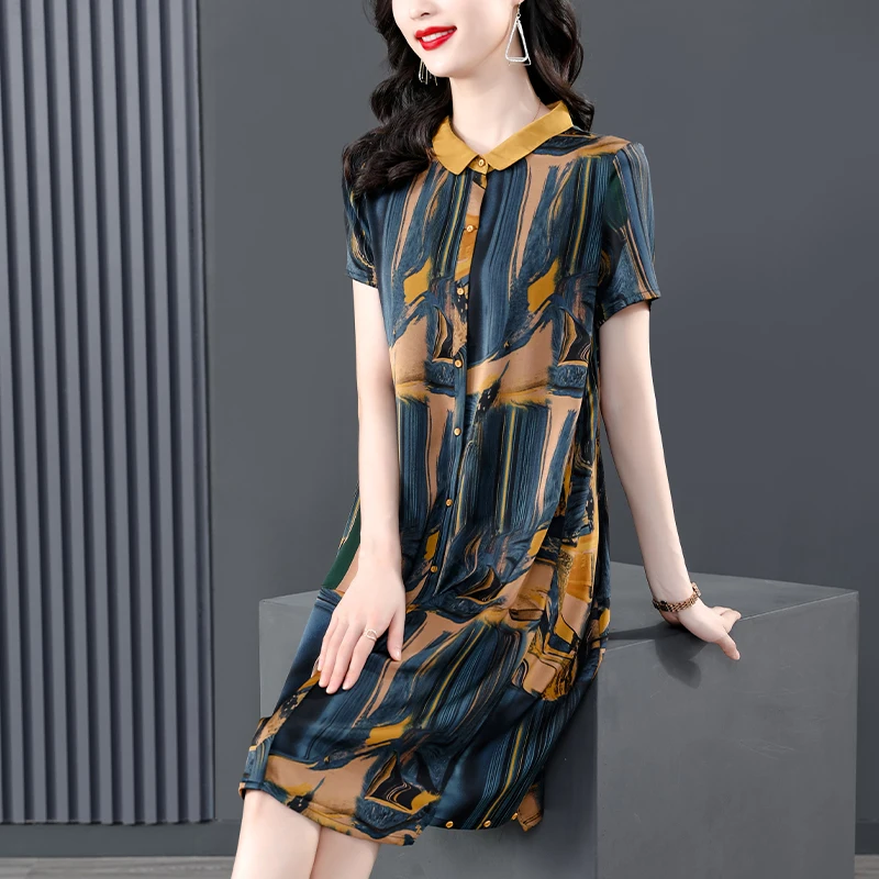 2023 Summer Silk Short Sleeve Striped Print Dress Polo Neck Cardigan Shirt Dress Satin Short Sleeve Slim Skirt Over Knee Robe
2023 Summer Silk Short Sleeve Striped Print Dress Polo Neck Cardigan Shirt Dress Satin Short Sleeve Slim Skirt Over Knee Robe