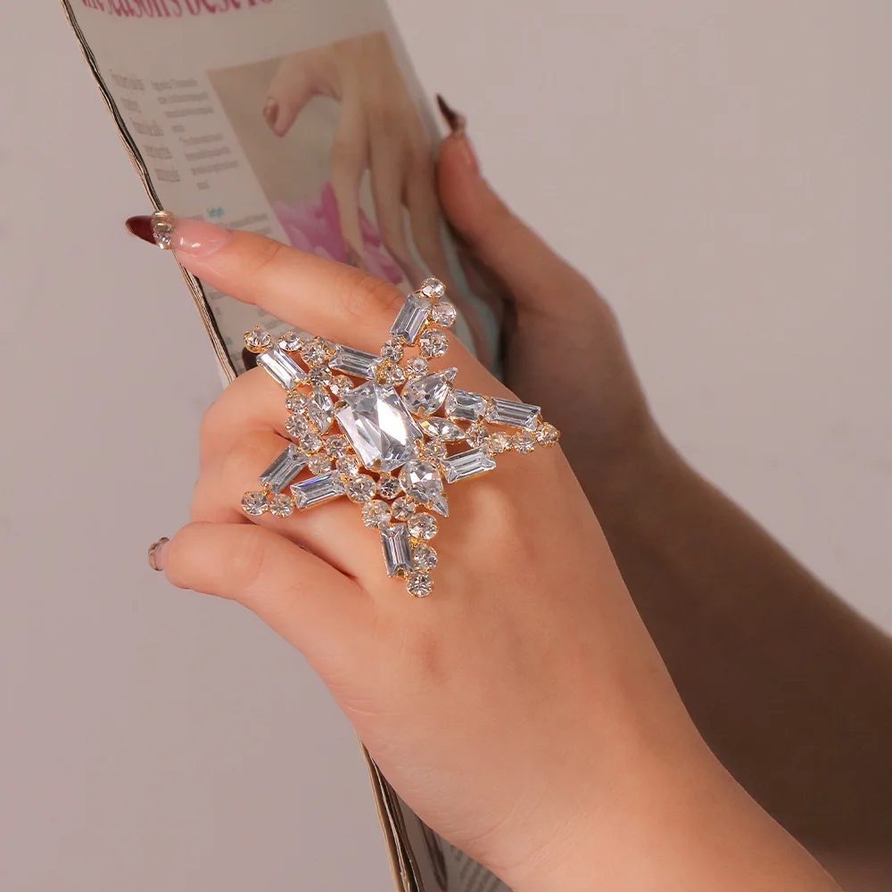 Exaggerated Five Star Open Rings Finger Jewelry Luxury Adjustable Large Geometric Rhinestone Open Rings Hand Decoration Dance
Exaggerated Five Star Open Rings Finger Jewelry Luxury Adjustable Large Geometric Rhinestone Open Rings Hand Decoration Dance