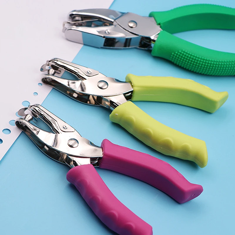 Kawaii One-Hand Circle Hole Puncher - Durable SharpBlade 3-6mm Adjustable For Scrapbook Paper DIY Crafts
Kawaii One-Hand Circle Hole Puncher - Durable SharpBlade 3-6mm Adjustable For Scrapbook Paper DIY Crafts