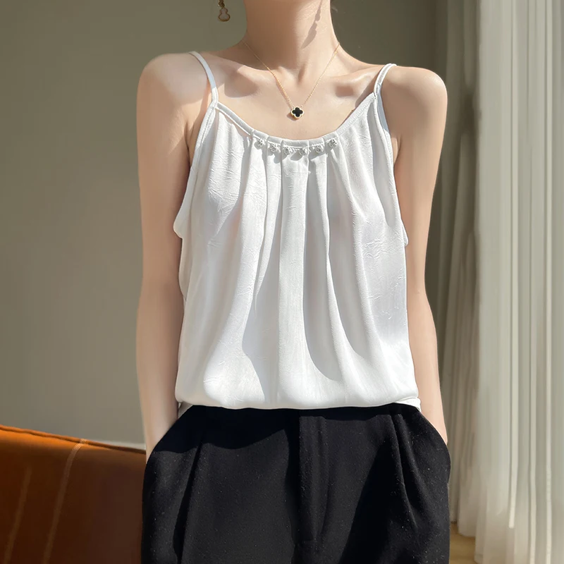 24 Spring And Summer New Satin Camisole Women's Suit With Sleeveless Bottoming Shirt Temperament Jacket Vest
24 Spring And Summer New Satin Camisole Women's Suit With Sleeveless Bottoming Shirt Temperament Jacket Vest