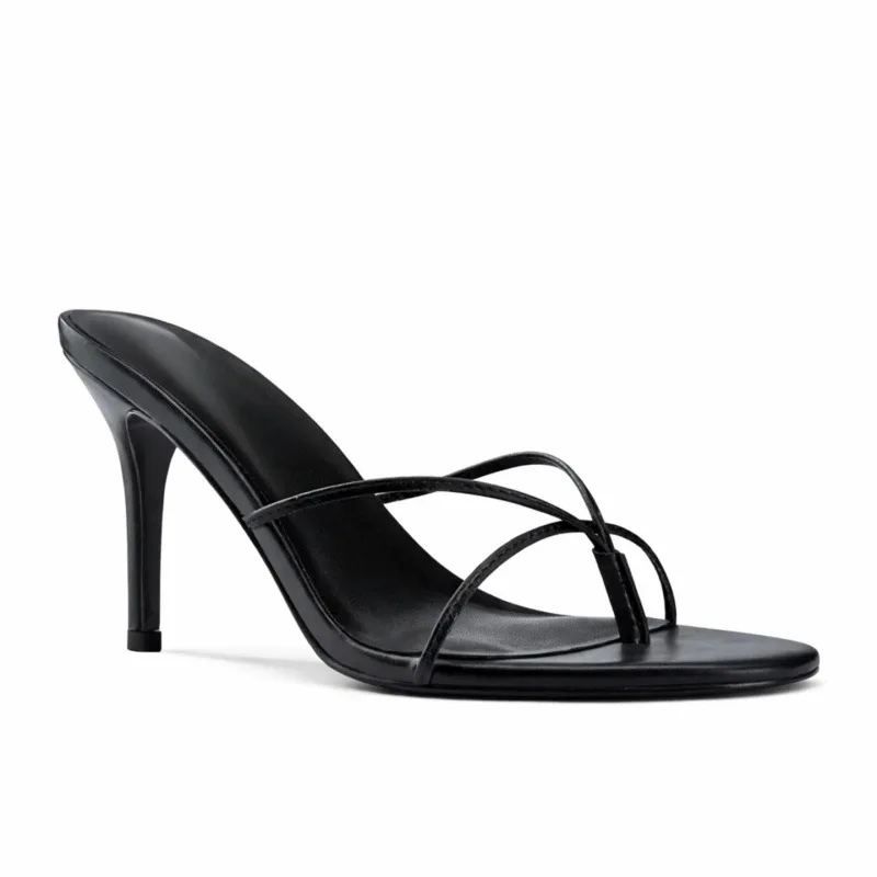 Summer new round toe rhinestone satin patent leather clip toe fashion slippers formal dress large size high-heeled women sandals
Summer new round toe rhinestone satin patent leather clip toe fashion slippers formal dress large size high-heeled women sandals