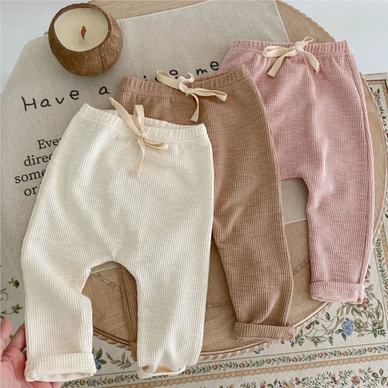 2024 Autumn Newborn Baby Girls Trousers Cotton Solid Color Fashion Trend Radish Toddler Girl Pants Infant Girl Leggings
2024 Autumn Newborn Baby Girls Trousers Cotton Solid Color Fashion Trend Radish Toddler Girl Pants Infant Girl Leggings