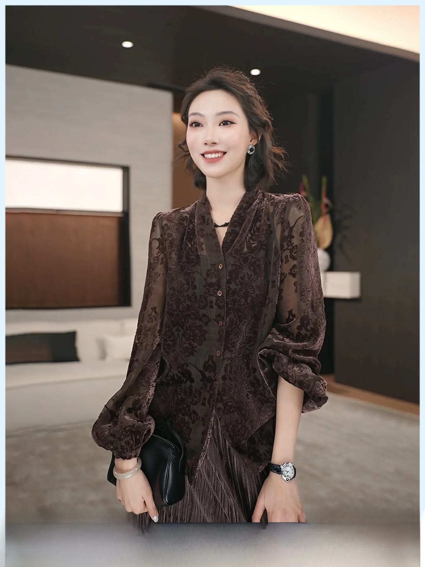 Loose Long Sleeve Lace Mesh Shirt Women's Summer New Style Wide Brim Sun Protection Cardigan Breathable Comfortable V-neck Top
Loose Long Sleeve Lace Mesh Shirt Women's Summer New Style Wide Brim Sun Protection Cardigan Breathable Comfortable V-neck Top