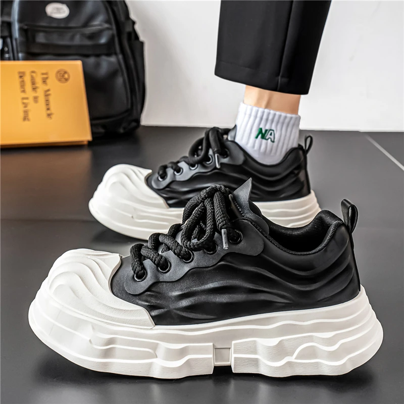 Spring and summer men's shoes, wide toe casual board shoes, thick soled high street commuting shoes, driving shoes, versatile ca
Spring and summer men's shoes, wide toe casual board shoes, thick soled high street commuting shoes, driving shoes, versatile ca
