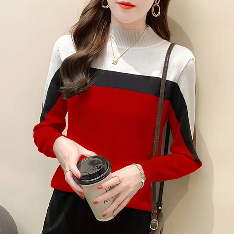 Color Contrast Splicing Knit Sweater Korean Style Elegant Pullover Sweater Round Neck Casual Sweater for Female Autumn Winter
Color Contrast Splicing Knit Sweater Korean Style Elegant Pullover Sweater Round Neck Casual Sweater for Female Autumn Winter