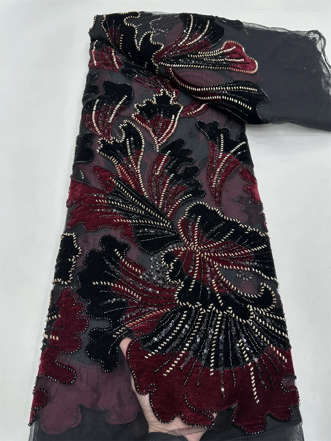 Luxury Velvet Lace Fabrics Beaded Lace Nigerian African 2025 French Beaded Sequins Lace for Nigerian Women Evening Dresses Sew
Luxury Velvet Lace Fabrics Beaded Lace Nigerian African 2025 French Beaded Sequins Lace for Nigerian Women Evening Dresses Sew