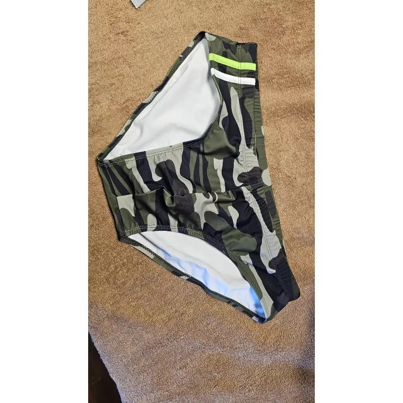 original picture new original picture fashion new men's briefs fashion anti-light printing professional swimsuit briefs menD6333
original picture new original picture fashion new men's briefs fashion anti-light printing professional swimsuit briefs menD6333