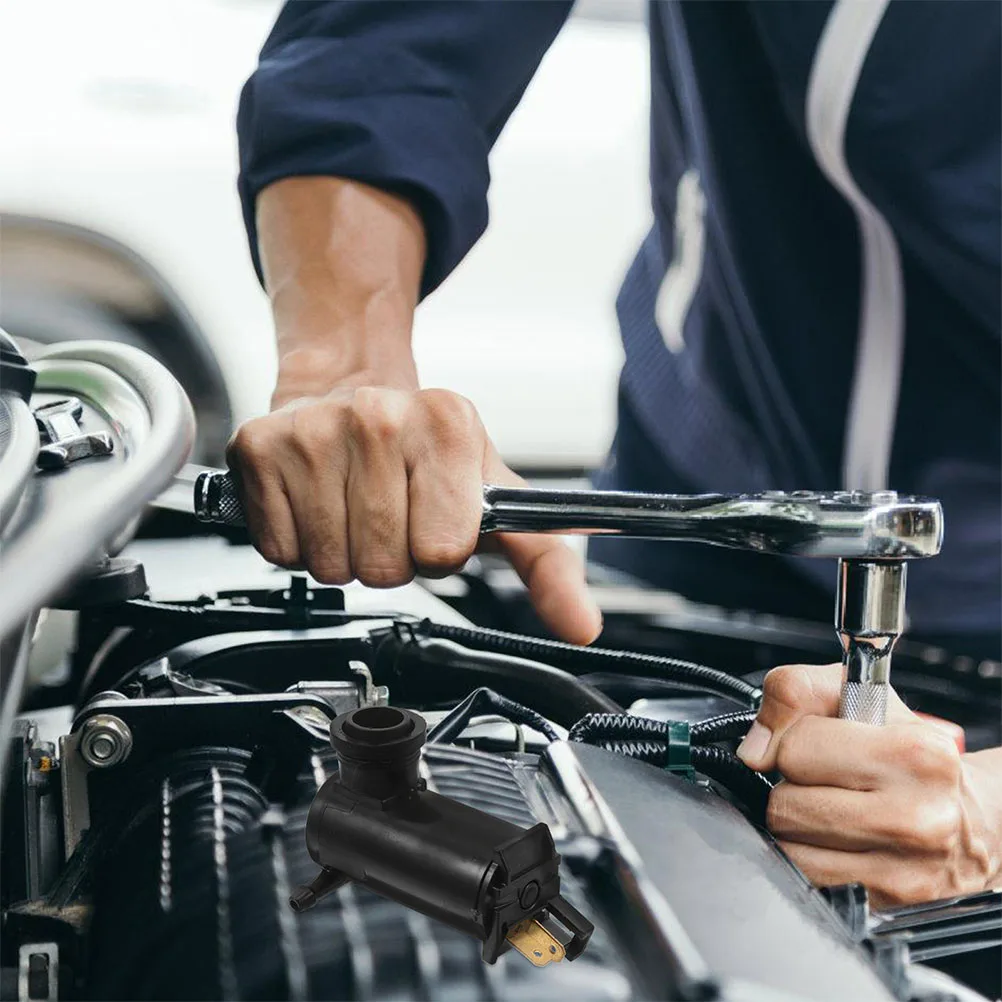 2pcs Universal Car Windshield Washer Pump Motor High Efficiency Large Hole Electric Spraying Easy Installation Durable Fluid 
2pcs Universal Car Windshield Washer Pump Motor High Efficiency Large Hole Electric Spraying Easy Installation Durable Fluid