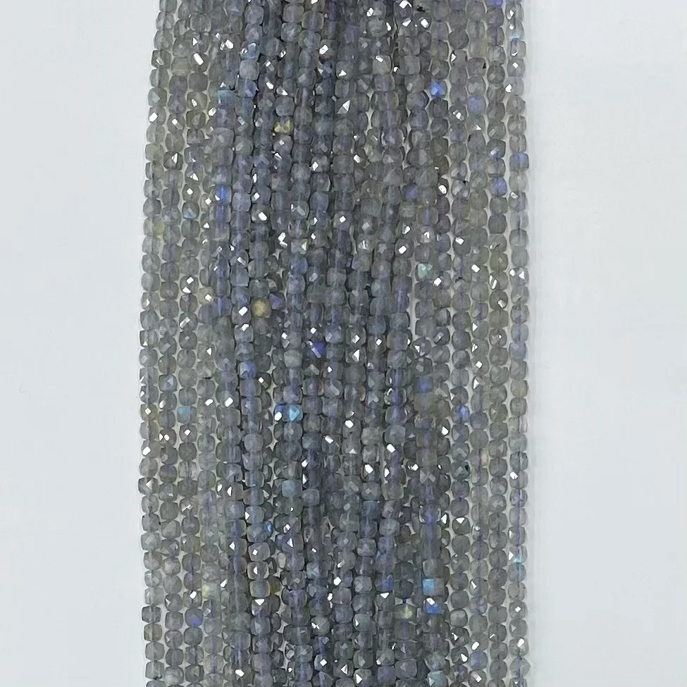 Manufacturers Wholesale Natural Labradorite Stone Facted Cube Loose Beads Jewelry Making DIY Bracelet Necklace 38cm Accessories
Manufacturers Wholesale Natural Labradorite Stone Facted Cube Loose Beads Jewelry Making DIY Bracelet Necklace 38cm Accessories