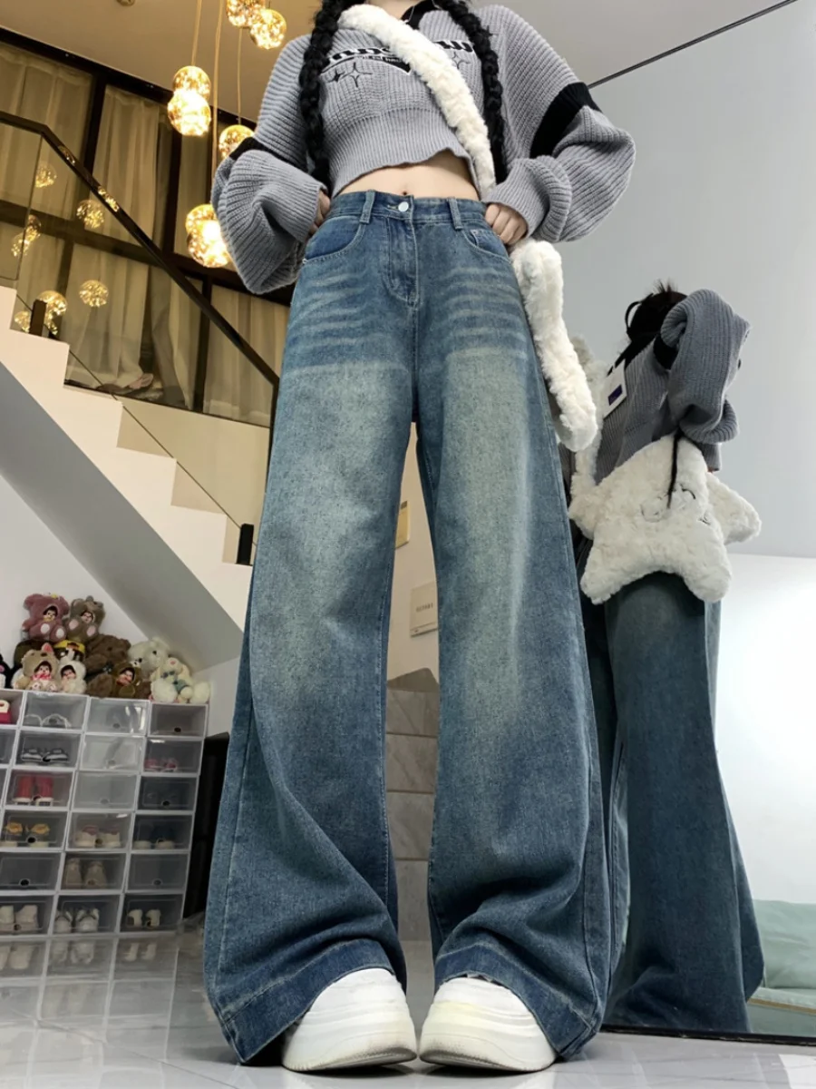 Прямые джинсы больших размеров с высокой талией, свободные женские осенние брюки в американском стиле, утягивающие широкие брюки длиной до пола
Прямые джинсы больших размеров с высокой талией, свободные женские осенние брюки в американском стиле, утягивающие широкие брюки длиной до пола