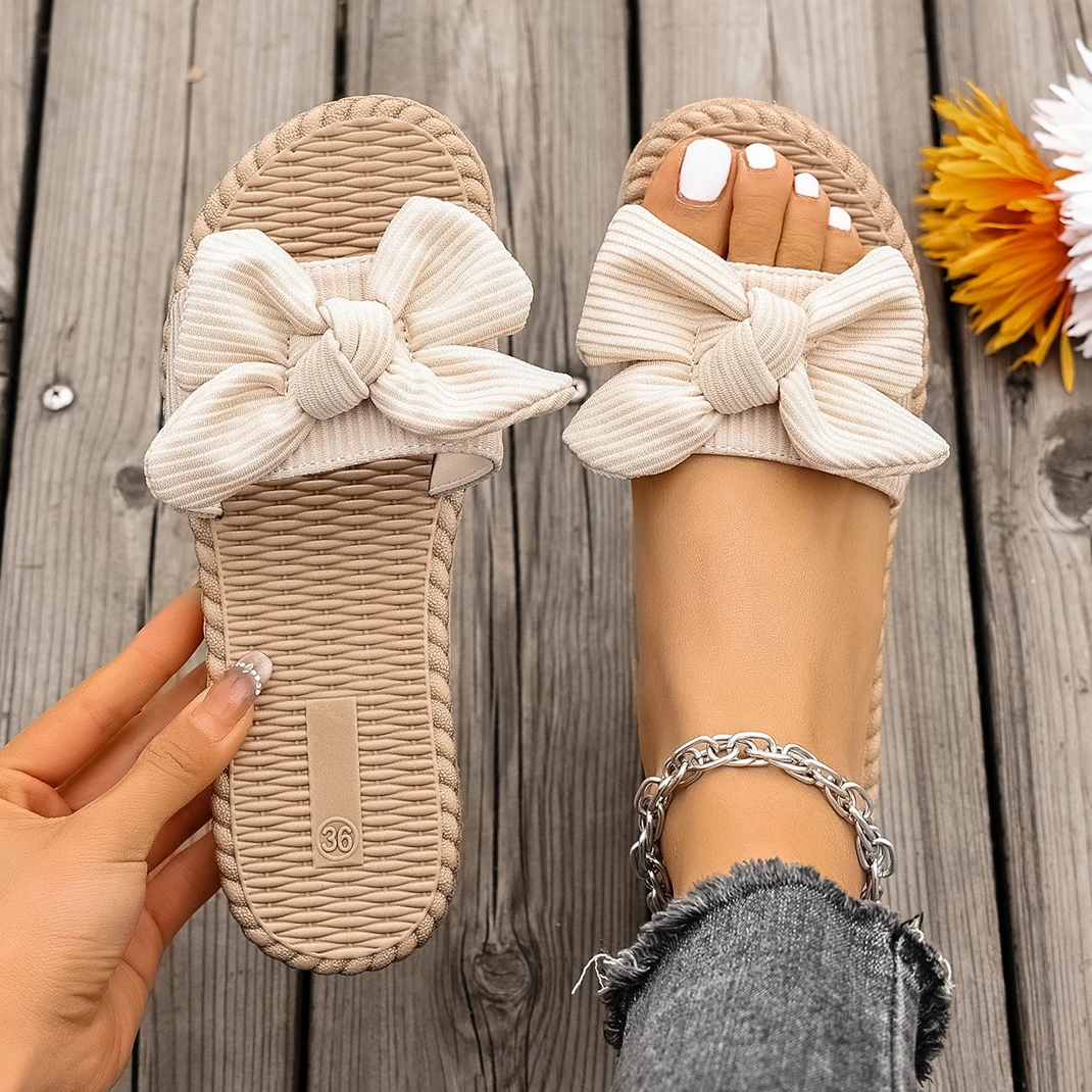 Women Slippers Fashion Anti Slip Sandals Trend Comfortable Flat Heel Home Shoes Women Slip on Lightweight Slippers Slides Women
Women Slippers Fashion Anti Slip Sandals Trend Comfortable Flat Heel Home Shoes Women Slip on Lightweight Slippers Slides Women
