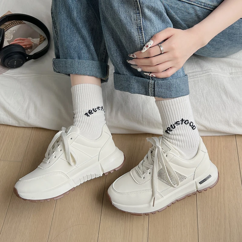 Ladies Casual Shoes Women's Summer 2024 New Fashionable Versatile Female Comfortable lace Lightweight Running Shoes Wholesale
Ladies Casual Shoes Women's Summer 2024 New Fashionable Versatile Female Comfortable lace Lightweight Running Shoes Wholesale