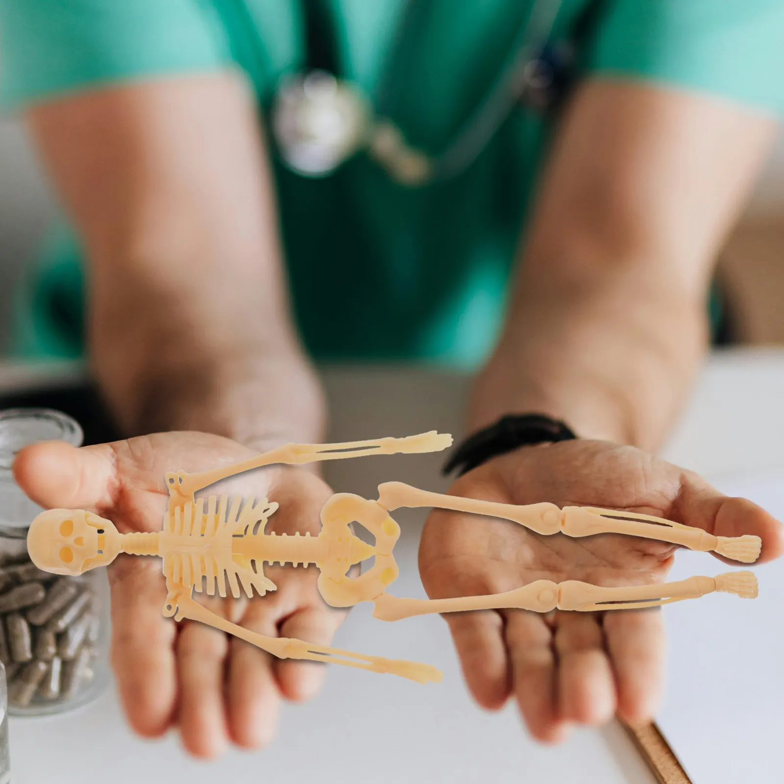 Учебная модель анатомии человеческого тела для изучения естествознания, набор для самостоятельной сборки, учебное пособие, реквизит для розыгрышей, модель скелета человека
Учебная модель анатомии человеческого тела для изучения естествознания, набор для самостоятельной сборки, учебное пособие, реквизит для розыгрышей, модель скелета человека