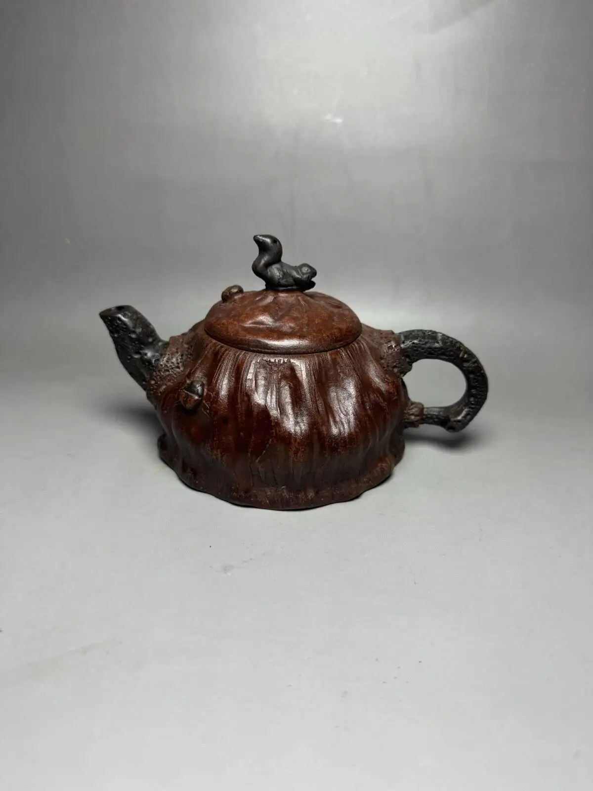 China Yi Xing Zisha Clay Handmade Exquisite Teapot Ming: Bai Ming
China Yi Xing Zisha Clay Handmade Exquisite Teapot Ming: Bai Ming