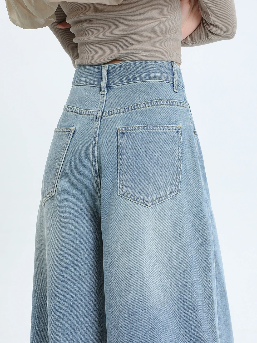 Blue Vintage High Waist Wide Leg Jeans Women's Loose Fit Autumn Winter New Style Slimming Drapey Floor-Length Trousers
Blue Vintage High Waist Wide Leg Jeans Women's Loose Fit Autumn Winter New Style Slimming Drapey Floor-Length Trousers