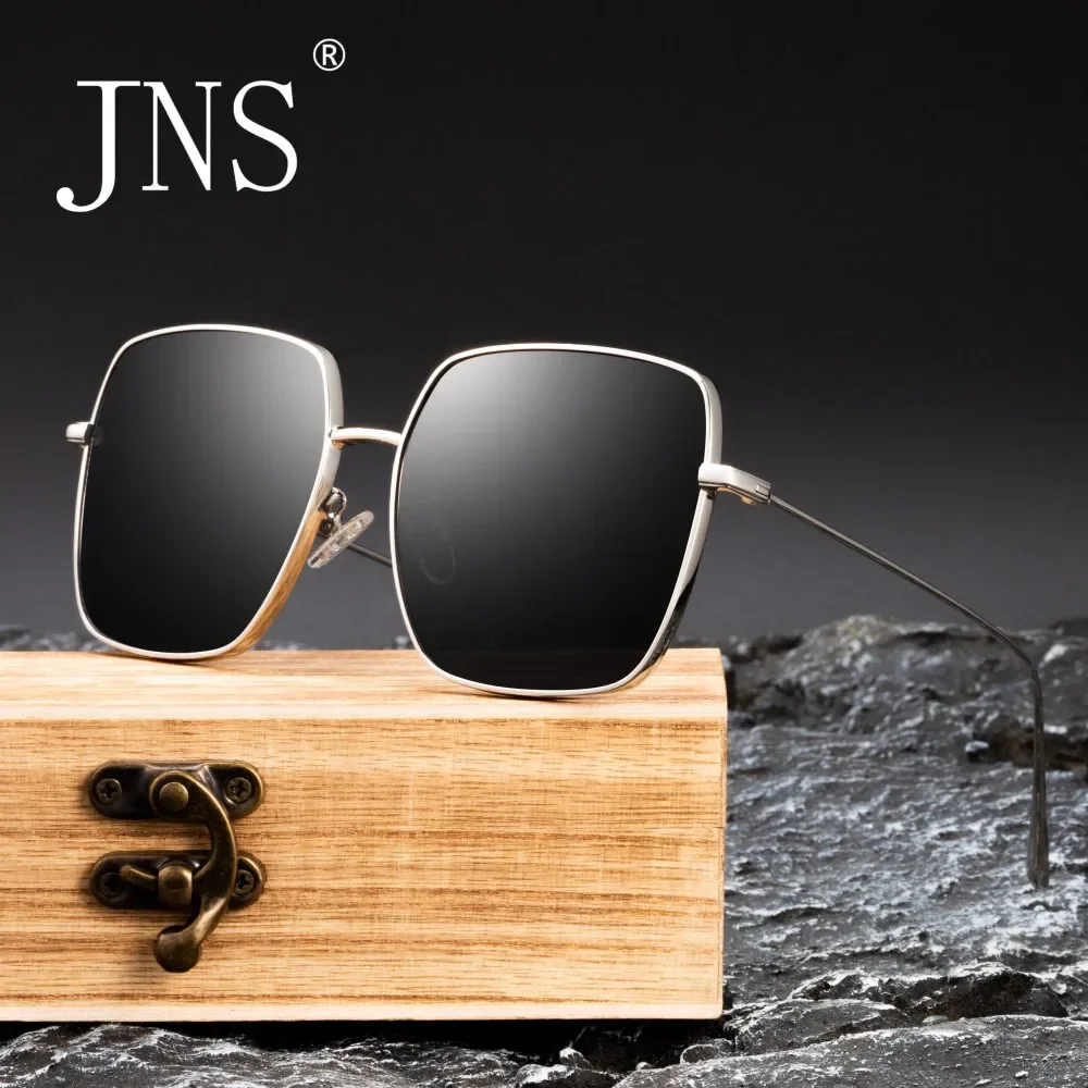 New Retro Square Large Frame Sunglasses for Women High-end Sun Protection Sunglasses European American All-match Glasses
New Retro Square Large Frame Sunglasses for Women High-end Sun Protection Sunglasses European American All-match Glasses