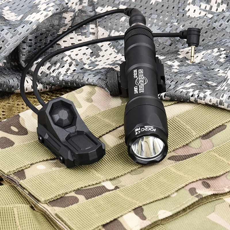 WADSN M600 M600C Flashlight AXON Dual Switch 2.5/SF Plug Tactical Hunting SF Surefir Scout Light Airsoft Gear Fit 20mm Rail
WADSN M600 M600C Flashlight AXON Dual Switch 2.5/SF Plug Tactical Hunting SF Surefir Scout Light Airsoft Gear Fit 20mm Rail