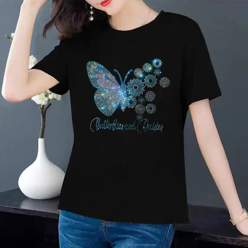 Stylish rhinestone-embellished women's T-shirts, hot diamond butterflies shine in the sun and artificial light
Stylish rhinestone-embellished women's T-shirts, hot diamond butterflies shine in the sun and artificial light