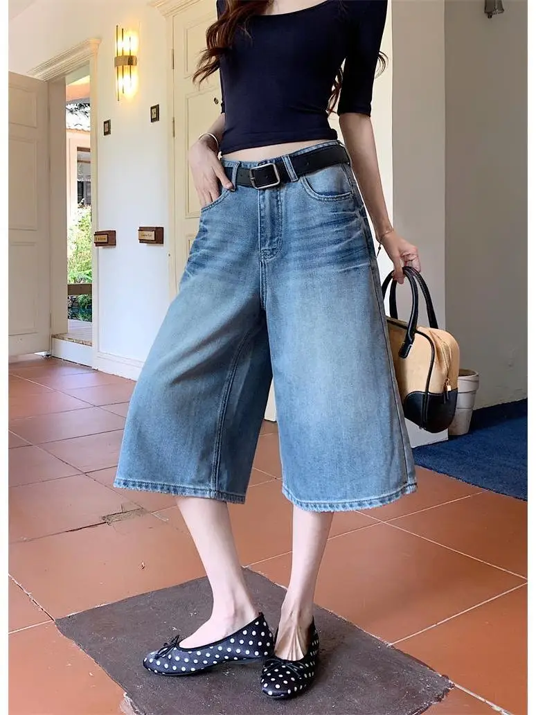 Retro American High Waist Wide Leg Seven-Foot Women's Jeans Summer New Loose Straight Casual Mid-Length Blue Denim Pants
Retro American High Waist Wide Leg Seven-Foot Women's Jeans Summer New Loose Straight Casual Mid-Length Blue Denim Pants