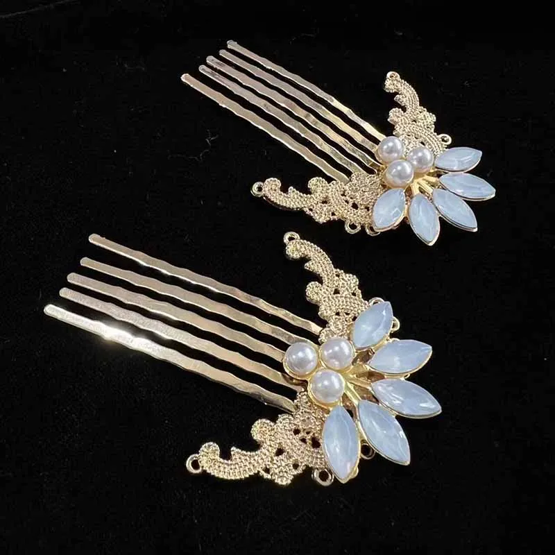 Vintage Jewelry Headdress Women Fairy Hair Comb Hairpin Ancient Chinese Hairpin Hanfu Hair Accessories Women
Vintage Jewelry Headdress Women Fairy Hair Comb Hairpin Ancient Chinese Hairpin Hanfu Hair Accessories Women