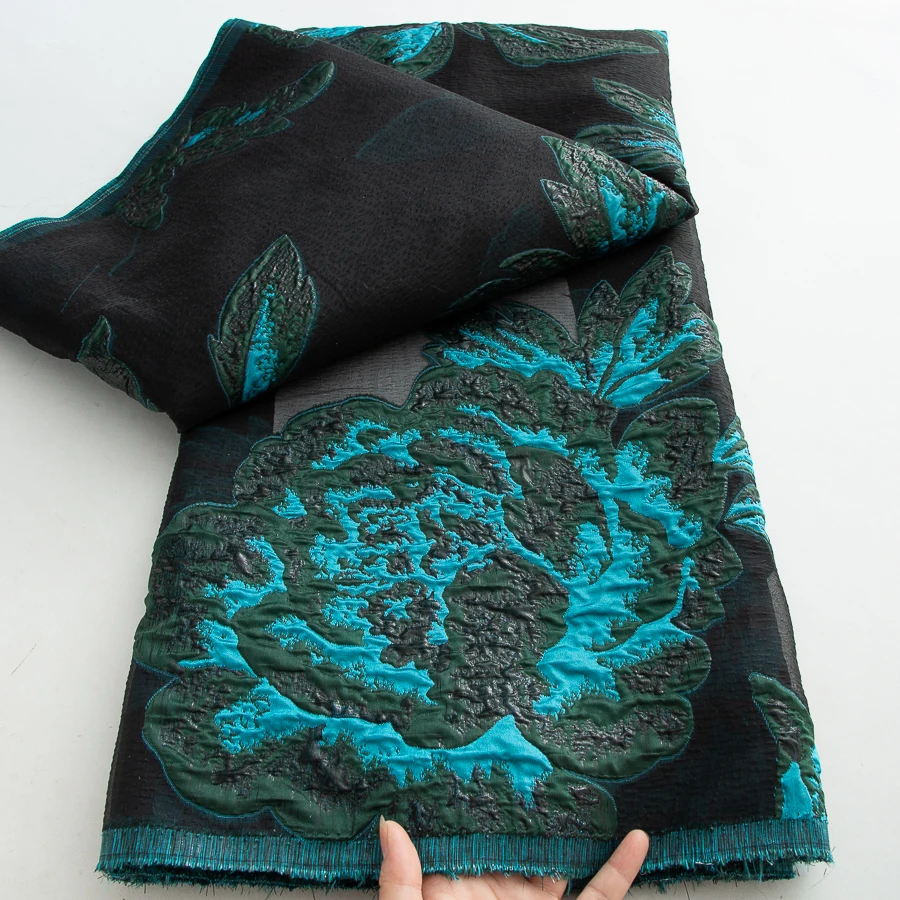 2025 Black African Jacquard Tulle Lace Fabric Nigerian Brocade Lace Fabric High Quality 5 Yards for French Wedding Dress Sew
2025 Black African Jacquard Tulle Lace Fabric Nigerian Brocade Lace Fabric High Quality 5 Yards for French Wedding Dress Sew