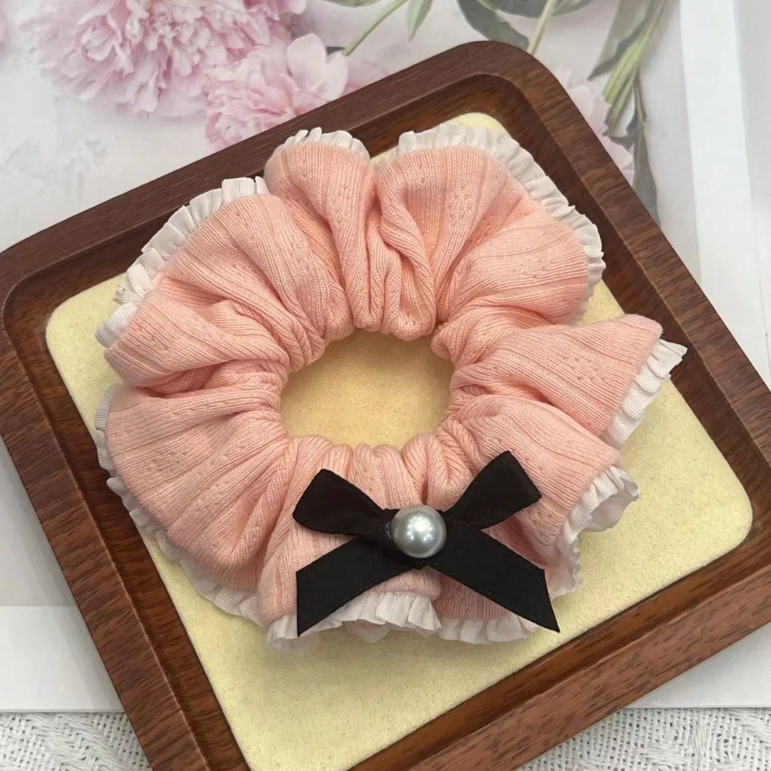 1pc New Handmade Knitted Scrunchie, Soft And Fluffy, Fresh, Sweet, Cute, And Fashionable Hair Accessory
1pc New Handmade Knitted Scrunchie, Soft And Fluffy, Fresh, Sweet, Cute, And Fashionable Hair Accessory