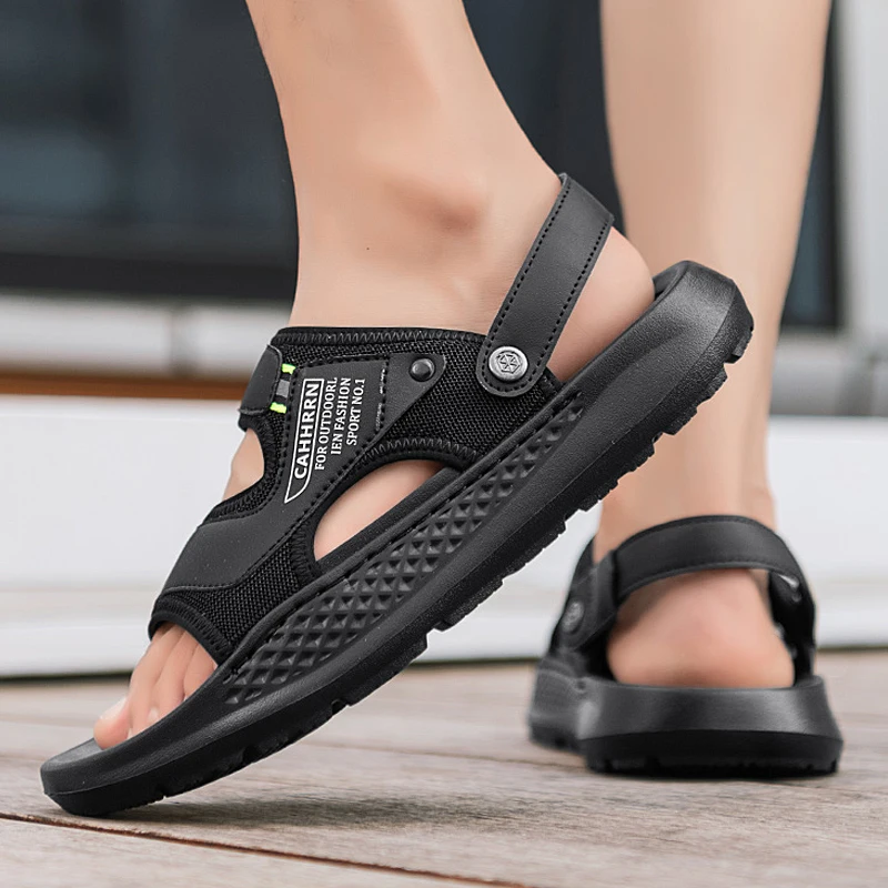 2026 New Men Sandals Buckle Design Breathable Versatile Slides Summer Minimalist Commuter Casual Shoes
2026 New Men Sandals Buckle Design Breathable Versatile Slides Summer Minimalist Commuter Casual Shoes