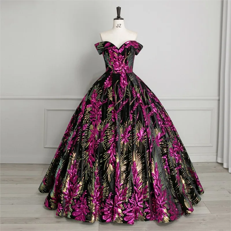 A new purple one-shoulder performance dress for the art examination vocal
A new purple one-shoulder performance dress for the art examination vocal