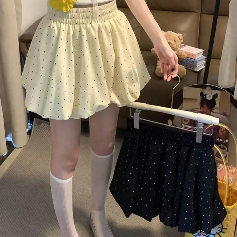 2026 Women's Flower Bud Short Skirt High Waist Cloud Bubble Puffy Skirt Spring And Summer Polka Dot Half Skirt Elegant
2026 Women's Flower Bud Short Skirt High Waist Cloud Bubble Puffy Skirt Spring And Summer Polka Dot Half Skirt Elegant