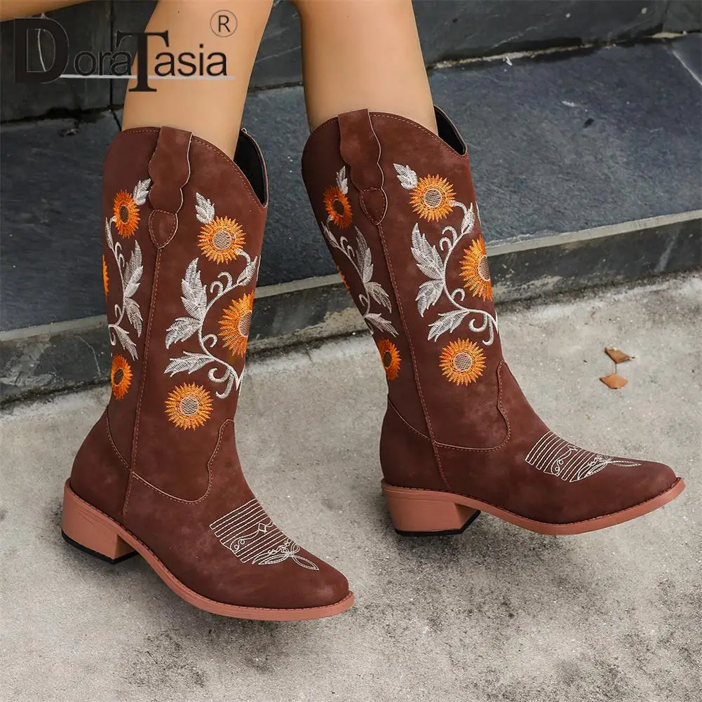 Brand Design Female Chunky Heels Cowboy Boots Cowgirl Fashion Embroider Mixed Colors women's Boots Casual Party Woman Shoes
Brand Design Female Chunky Heels Cowboy Boots Cowgirl Fashion Embroider Mixed Colors women's Boots Casual Party Woman Shoes