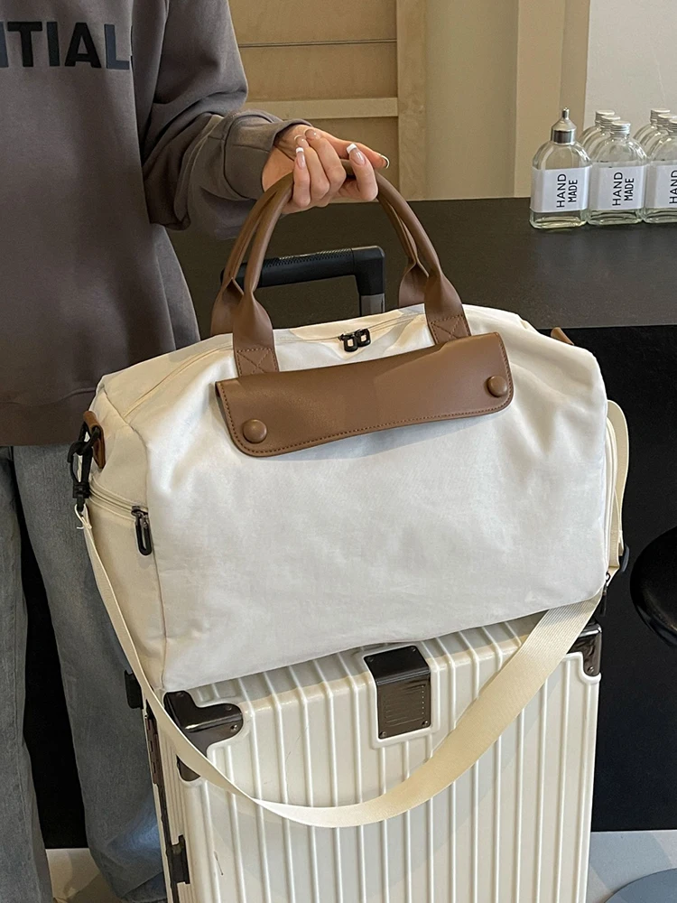 Women's Crossbody Bag With Dry Wet Separation,Swimming,Hand Luggage,Fitness Bag,Large Capacity Travel Bags
Women's Crossbody Bag With Dry Wet Separation,Swimming,Hand Luggage,Fitness Bag,Large Capacity Travel Bags