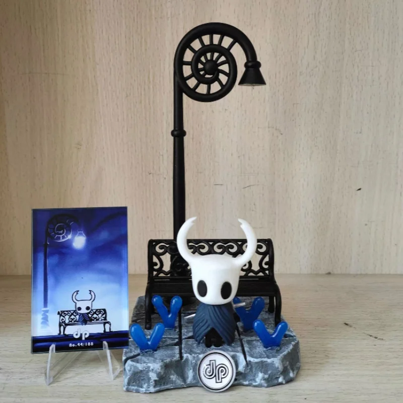 В наличии Новая аниме полая модель рыцаря, орнамент, уличный фонарь, маленький рыцарь, стоячая поза, сцена, статуя, коллекция игрушек в штучной упаковке, подарок
В наличии Новая аниме полая модель рыцаря, орнамент, уличный фонарь, маленький рыцарь, стоячая поза, сцена, статуя, коллекция игрушек в штучной упаковке, подарок