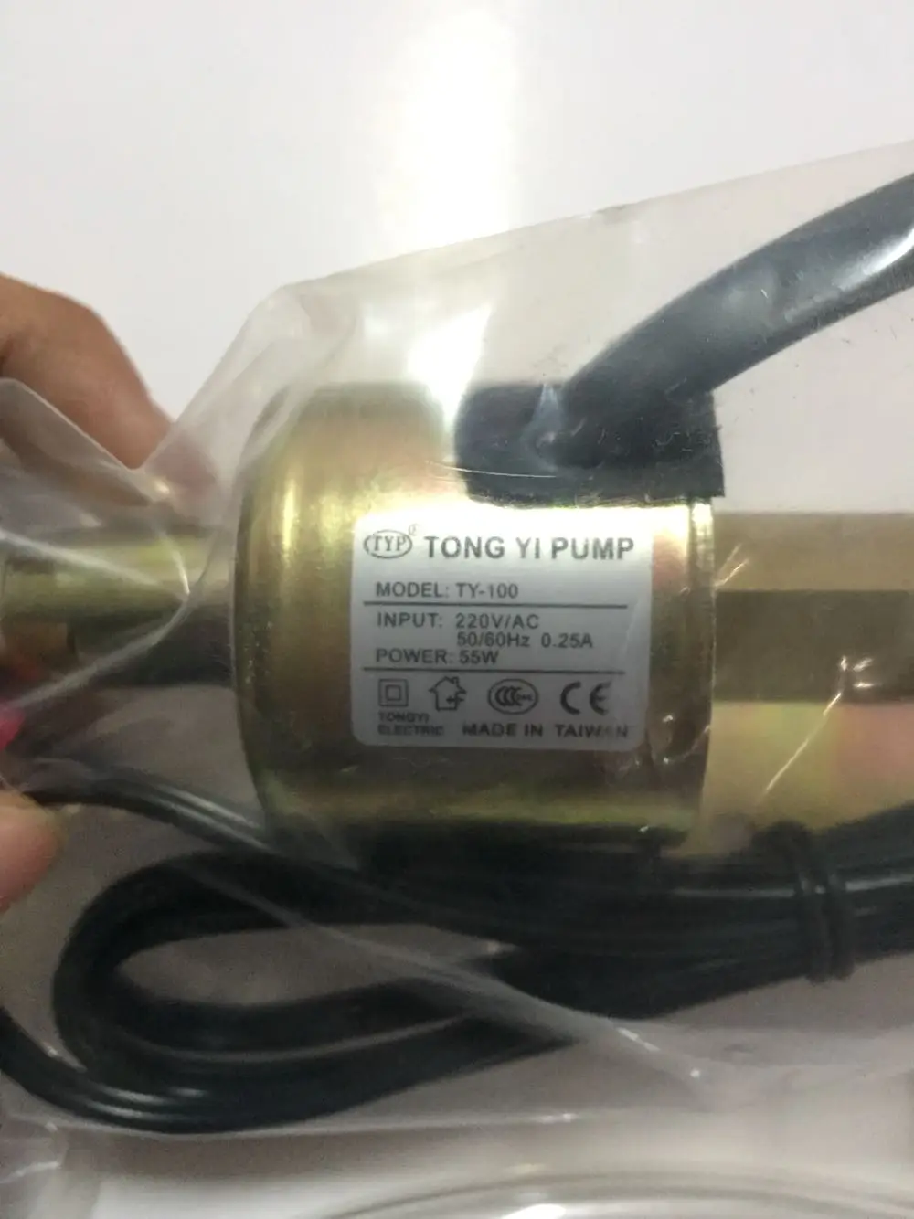 Grinding machine spare parts original Taiwan unified electromagnetic pump electronic pump oil pumping device
Grinding machine spare parts original Taiwan unified electromagnetic pump electronic pump oil pumping device