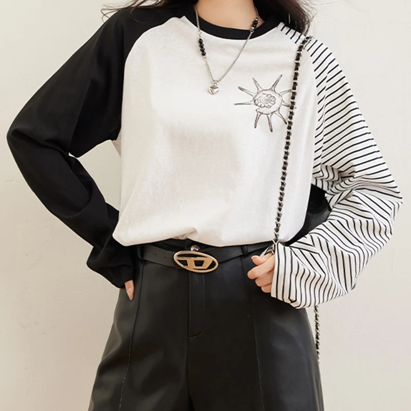 Streetwear Fashion O Neck T Shirt Women Korean Y2K Patchwork Striped Long Sleeve Loose Tees Female Spring Casual All Match Tops
Streetwear Fashion O Neck T Shirt Women Korean Y2K Patchwork Striped Long Sleeve Loose Tees Female Spring Casual All Match Tops