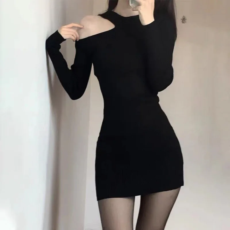 2025 Spring New Sexy European and American Spicy Girl Slimming Bag Hip Skirt Black Bottom Dress
2025 Spring New Sexy European and American Spicy Girl Slimming Bag Hip Skirt Black Bottom Dress