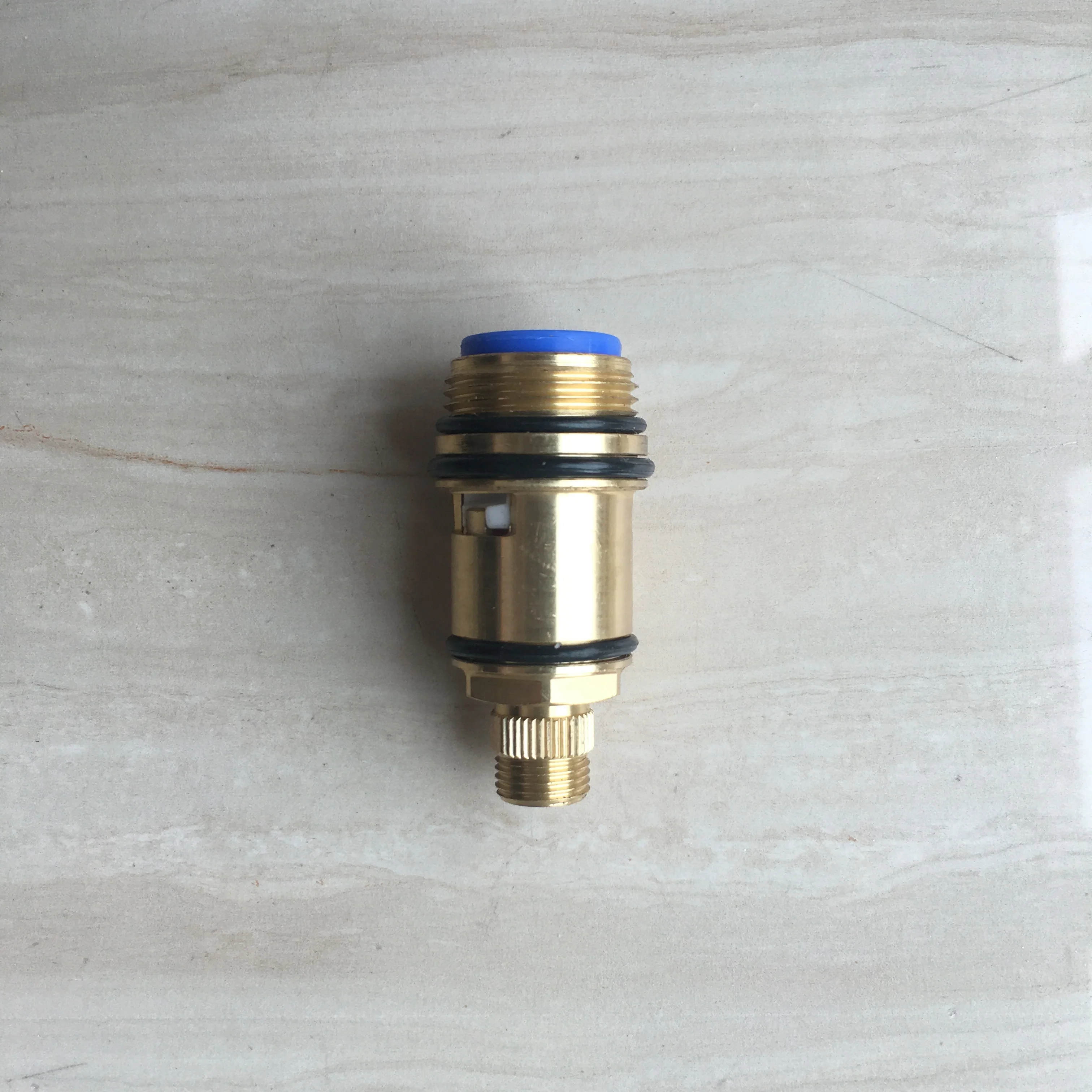 Thermostatic showerhead water outlet switching valve Brass valve core swing faucet cartridge 1/4 rotary valve core
Thermostatic showerhead water outlet switching valve Brass valve core swing faucet cartridge 1/4 rotary valve core