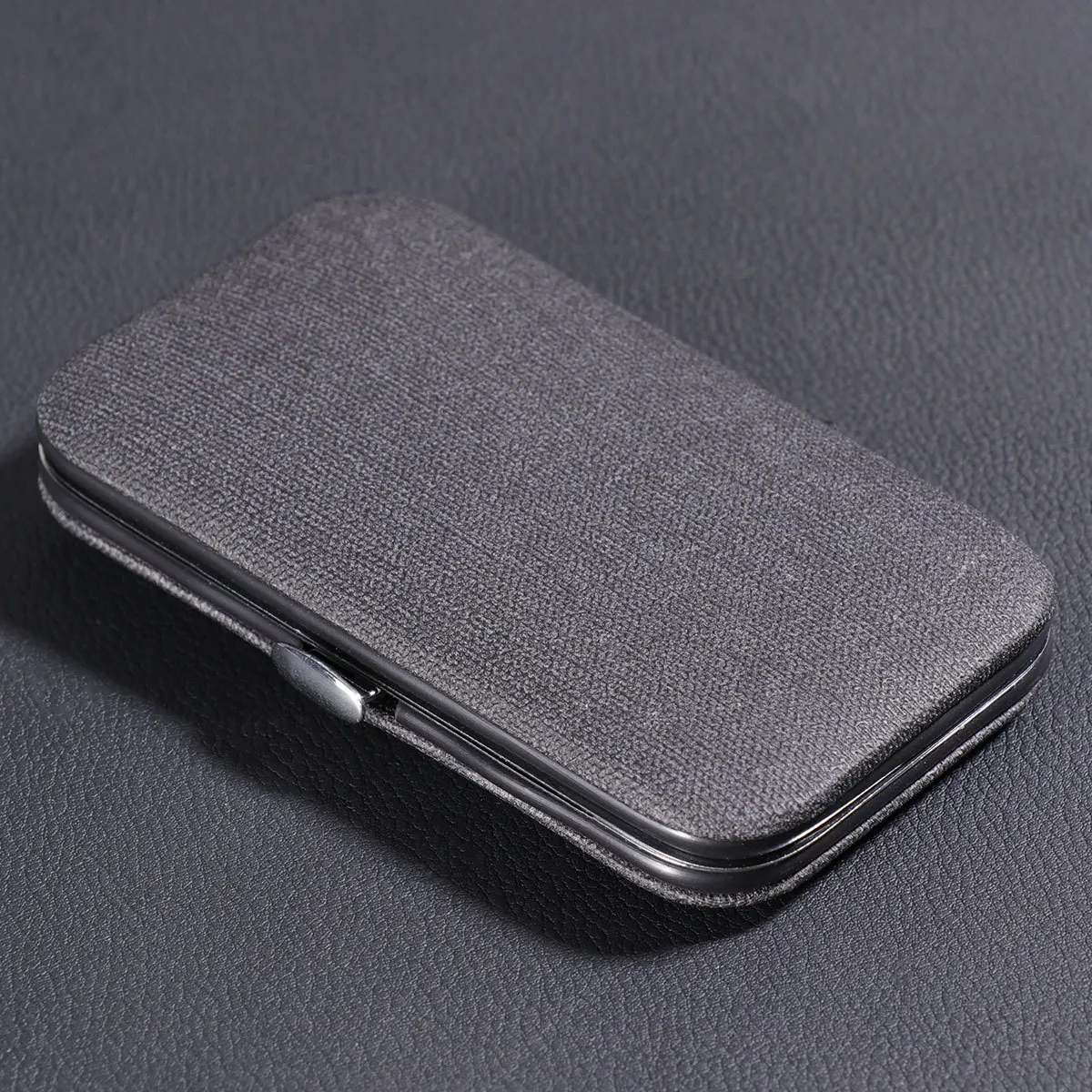 1Set Stainless Steel Manicure Set Durable Nail Cutter Pedicure Grooming Kit Eyebrow Shaping Ear Cleaning Tools Portable Case
1Set Stainless Steel Manicure Set Durable Nail Cutter Pedicure Grooming Kit Eyebrow Shaping Ear Cleaning Tools Portable Case