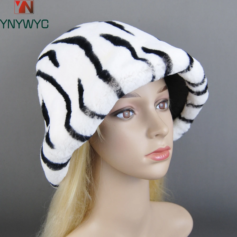Winter New Russian Outdoor Fur Black and white Bomber Hats Luxury Women Natural Real Rex Rabbit Fur Hat Beanies Lady Warm Cap
Winter New Russian Outdoor Fur Black and white Bomber Hats Luxury Women Natural Real Rex Rabbit Fur Hat Beanies Lady Warm Cap