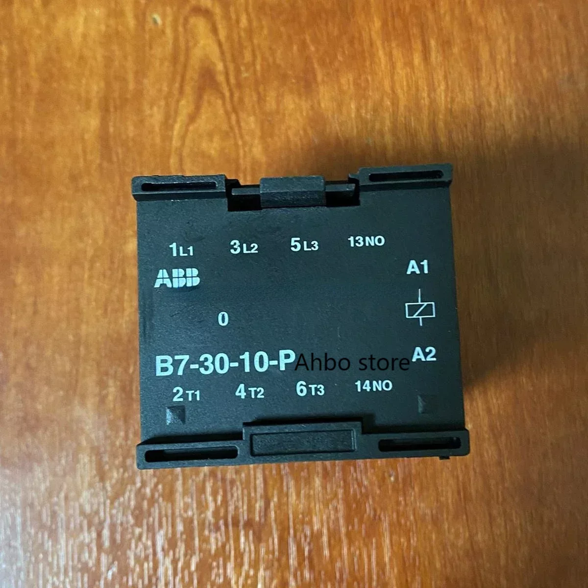 Оригинальный подлинный контактор ABB B7-30-10-P IEC/EN 60947-4-1 24V pin
Оригинальный подлинный контактор ABB B7-30-10-P IEC/EN 60947-4-1 24V pin