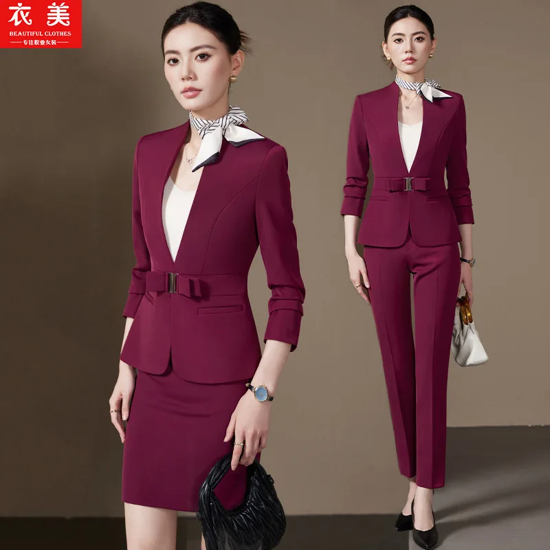 Высококачественный профессиональный костюм для женщин, весенне-осенний новый модный и элегантный стиль стюардессы для ювелирного магазина
Высококачественный профессиональный костюм для женщин, весенне-осенний новый модный и элегантный стиль стюардессы для ювелирного магазина