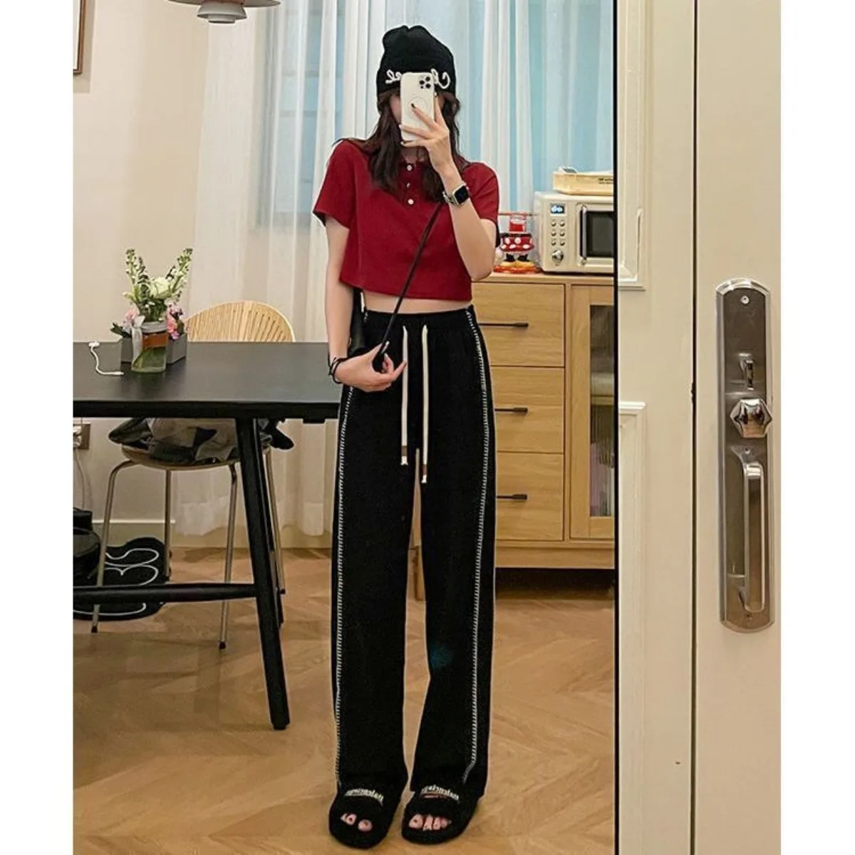 Drawstring Sports Pants for Women's Spring New Fashion High Waisted Loose Drawstring Casual Straight Leg Pants Wide Leg Pants
Drawstring Sports Pants for Women's Spring New Fashion High Waisted Loose Drawstring Casual Straight Leg Pants Wide Leg Pants