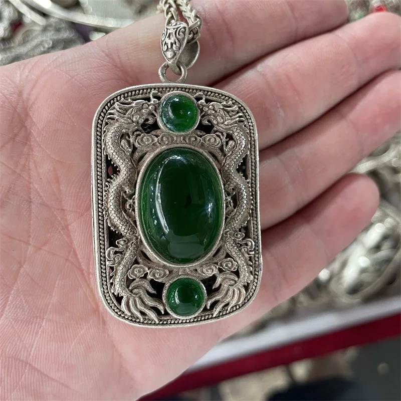 Old Collection Chinese Tibet Silverthe Eight Immortals Statue Amulet Necklace
Old Collection Chinese Tibet Silverthe Eight Immortals Statue Amulet Necklace