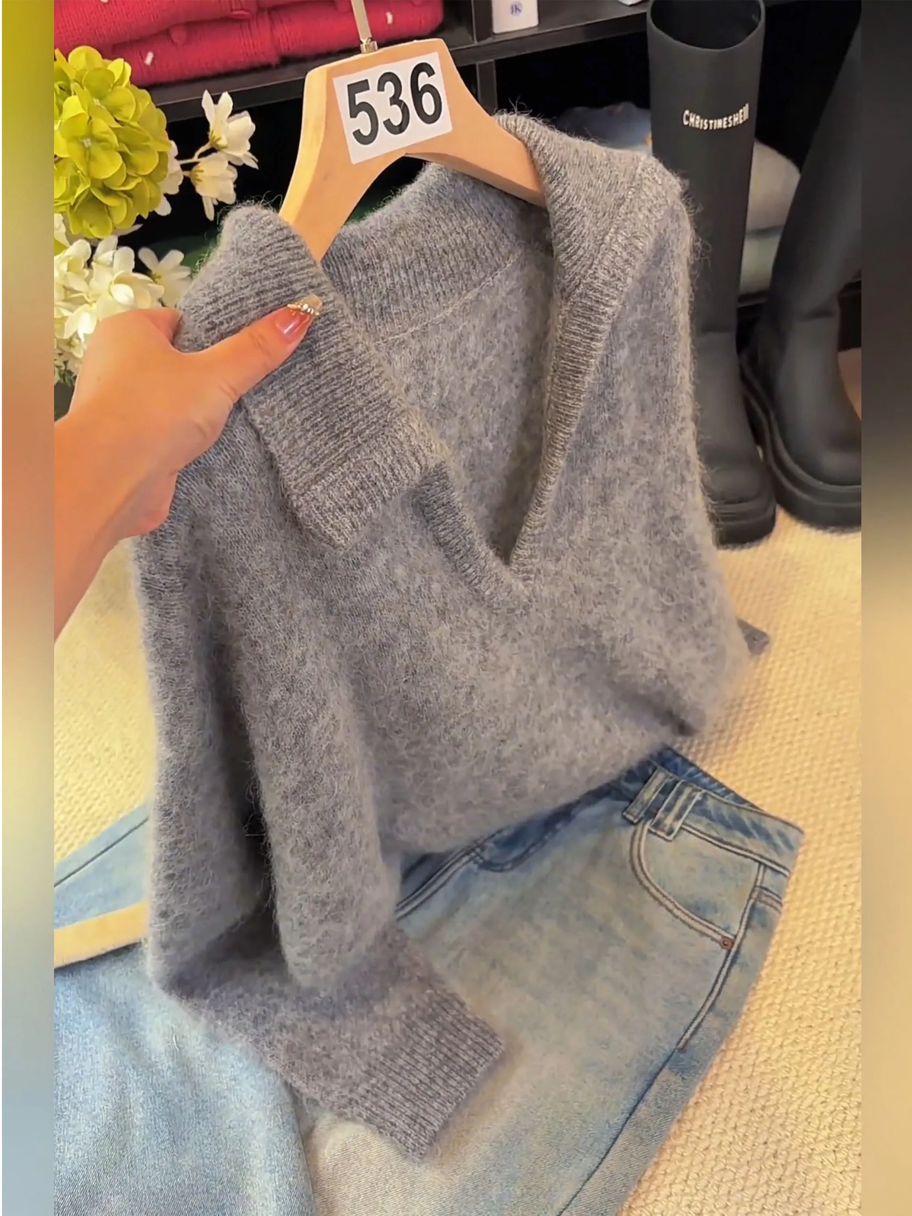 Осень-зима, свободный женский вязаный свитер с воротником-глазом, мягкий уютный корейский теплый термобелье с V-Ne Long Sve
Осень-зима, свободный женский вязаный свитер с воротником-глазом, мягкий уютный корейский теплый термобелье с V-Ne Long Sve