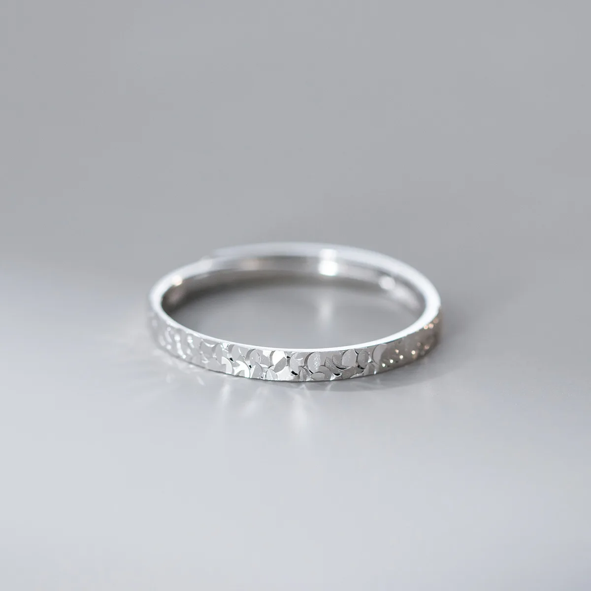 European Personalized Three-dimensional Geometric Adjustable Ring For Women S925 Pure Silver Temperament Versatile Party Jewelry 
European Personalized Three-dimensional Geometric Adjustable Ring For Women S925 Pure Silver Temperament Versatile Party Jewelry